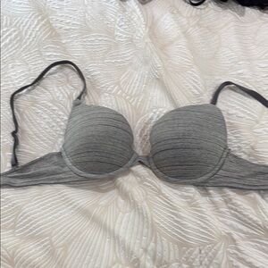 PINK Victoria's Secret Gray Bra with Adjustable Straps and Molded Cups